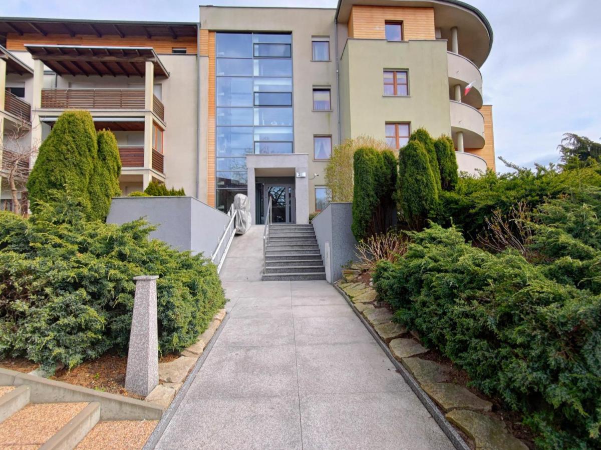 Komfortowy Apartament Dwupokojowy Z Tarasem I Garaz Ustka Kültér fotó